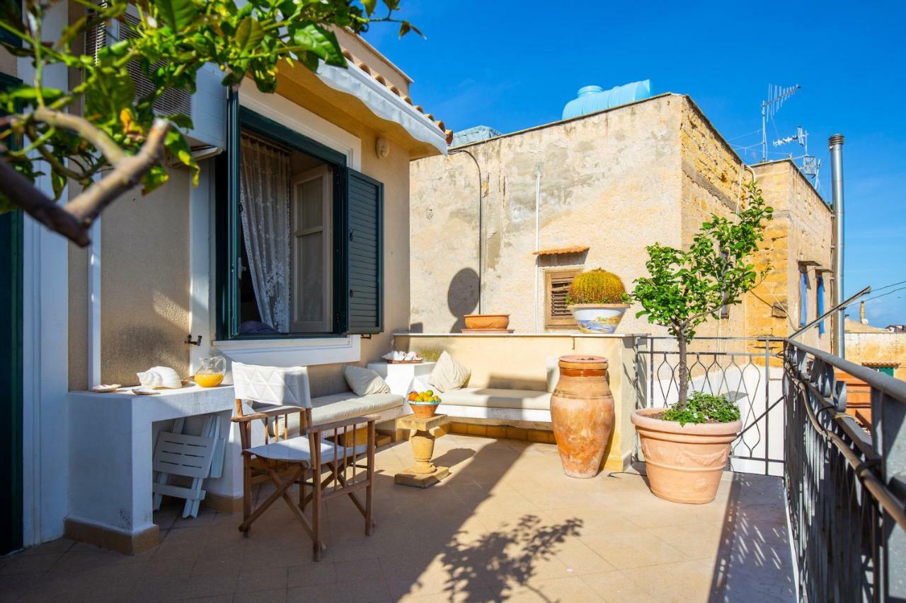 Solemar Sicilia - Casa Porto Bagnera Villa Santa Flavia Exterior photo